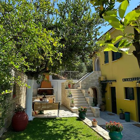 Villa Sofia Парга Екстериор снимка