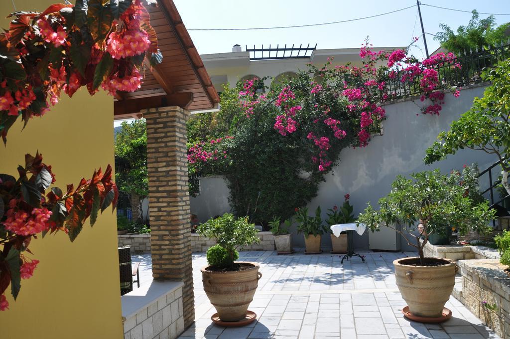 Villa Sofia Парга Екстериор снимка
