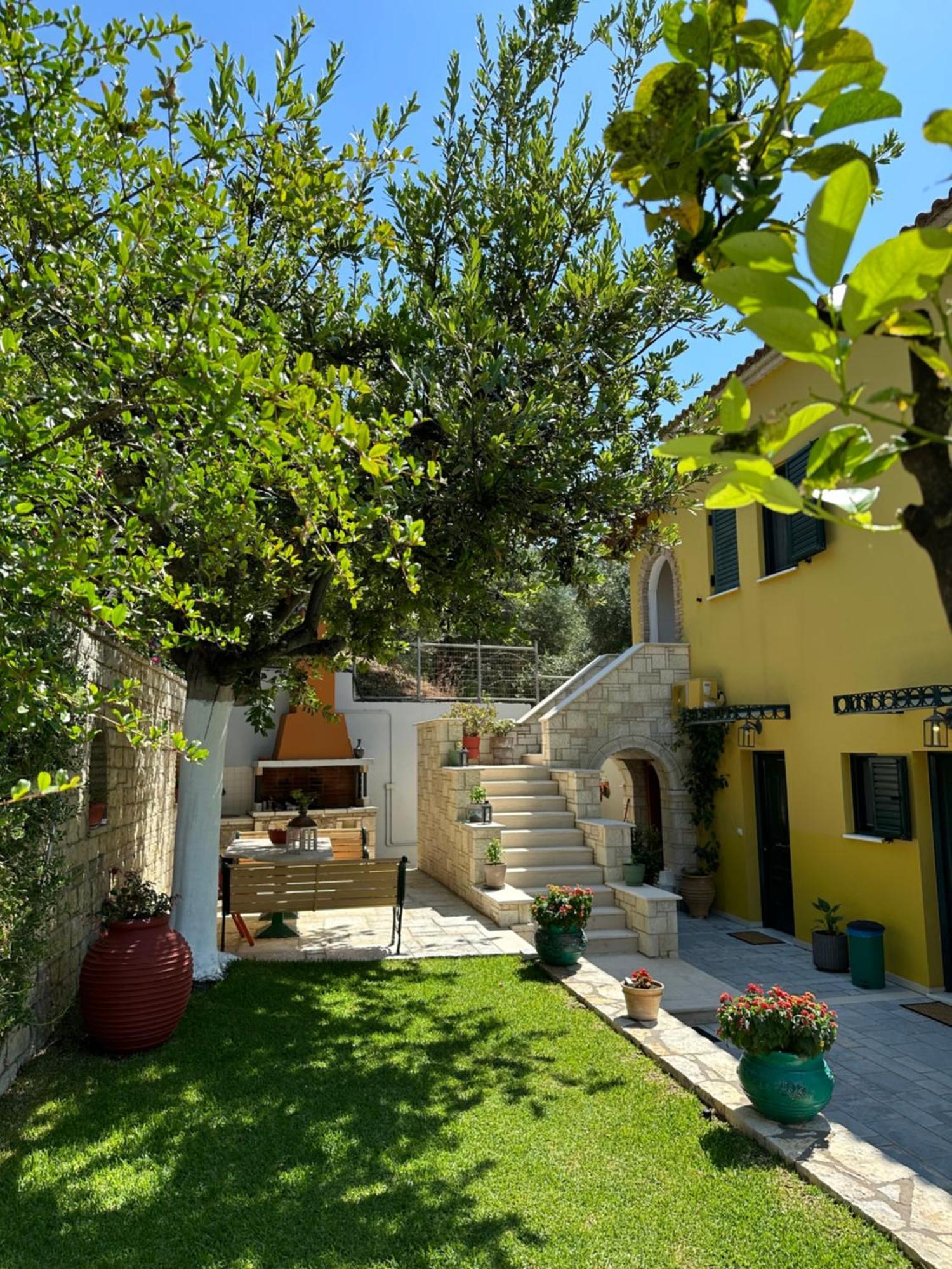 Villa Sofia Парга Екстериор снимка